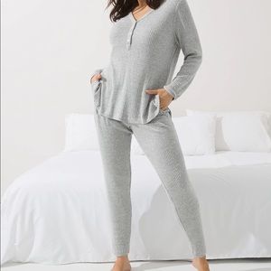 Soma BRUSHED COZY Rib Pajama Set -Size M - NWT